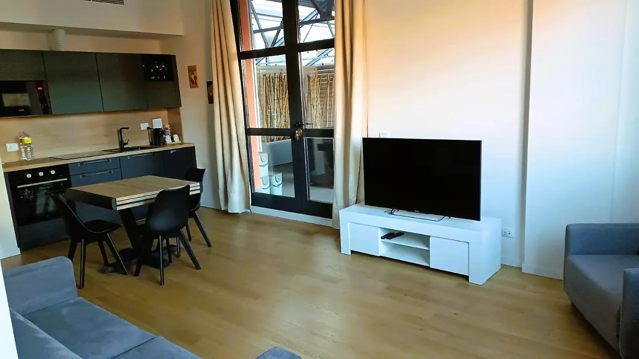 밀라노 Nuovo Loft Con Terrazzo M2 Ieo Humanitas Bocconi Navigli 아파트